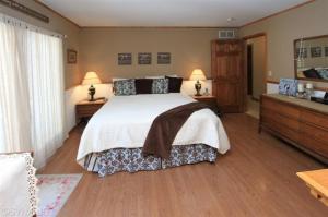 10943 E Cd, Richland, MI 49083 photo 15