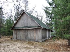 1402 E 32nd St, White Cloud, MI 49349 photo 4