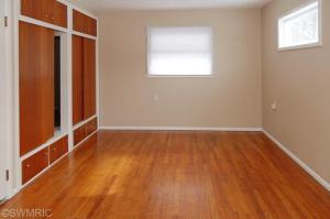 202 E Bertrand Rd, Niles, MI 49120 photo 5