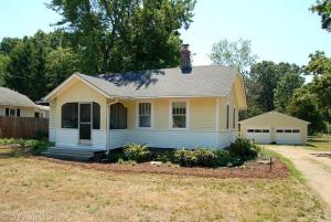 202 E Bertrand Rd, Niles, MI 49120 photo 1