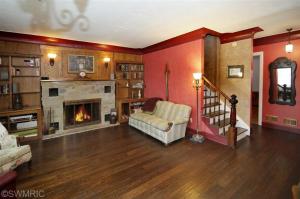 865 Riverview Dr, Plainwell, MI 49080 photo 2