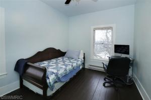 865 Riverview Dr, Plainwell, MI 49080 photo 9