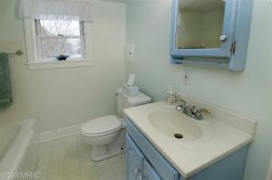 865 Riverview Dr, Plainwell, MI 49080 photo 8
