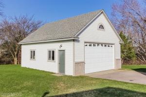 3576 Walnut Ct, Hamilton, MI 49419 photo 3