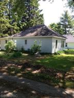 124 W Forrest St, Edmore, MI 48829 photo 1