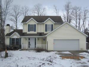 820 E Park Dr, Niles, MI 49120 photo 1