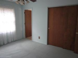 3424 E Ave, Kalamazoo, MI 49004 photo 11