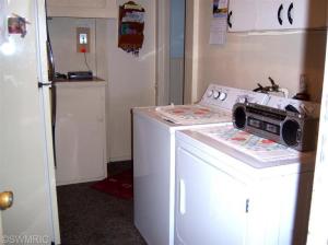 314 E Congress St, Belding, MI 48809 photo 4