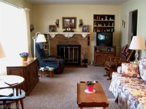 314 E Congress St, Belding, MI 48809 photo 7