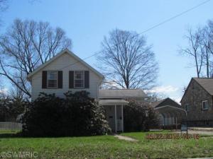 515 West St, Three Rivers, MI 49093 photo 1