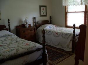 515 Flower St, Three Rivers, MI 49093 photo 9