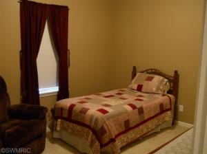 719 Noble, Belding, MI 48809 photo 9