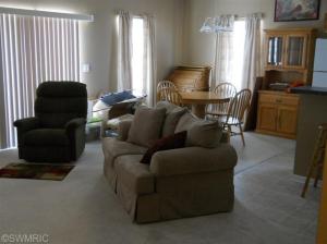719 Noble, Belding, MI 48809 photo 3
