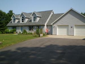 3373 E Stage Rd, Ionia, MI 48846 photo 1