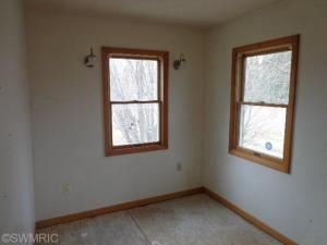 152 John, Lyons, MI 48851 photo 6
