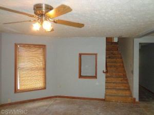 152 John, Lyons, MI 48851 photo 2