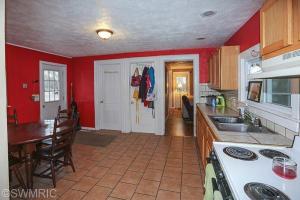168 E Washington St, Newaygo, MI 49337 photo 12