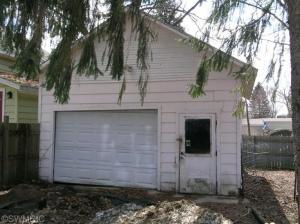 603 E Hatch St, Sturgis, MI 49091 photo 2