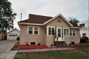 46 E Gardner St, Sparta, MI 49345 photo 1