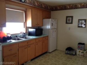 214 Eighth St, Manistee, MI 49660 photo 6