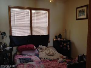 214 Eighth St, Manistee, MI 49660 photo 4
