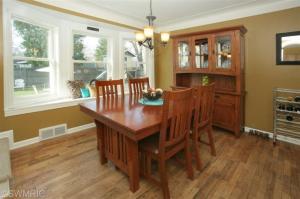 419 W Grant St, Plainwell, MI 49080 photo 9