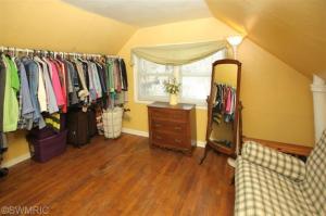 419 W Grant St, Plainwell, MI 49080 photo 15
