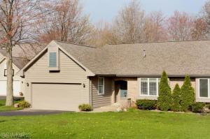 267 Fairway Ct, Plainwell, MI 49080 photo 2