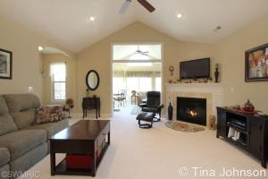 852 Bridge Crest Dr, Ada, MI 49301 photo 4