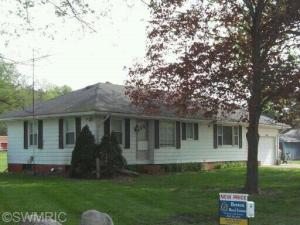 10015 E S Ave, Scotts, MI 49088 photo 2