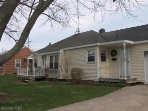 103 E Michigan, Three Oaks, MI 49128 photo 10