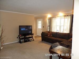 16518 Huron Dr, Buchanan, MI 49107 photo 4