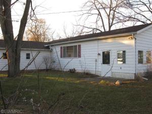 502 Gary Dr, Crystal, MI 48818 photo 1