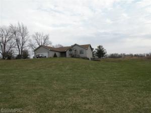 86 106th Ave, Plainwell, MI 49080 photo 13