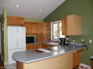 86 106th Ave, Plainwell, MI 49080 photo 10