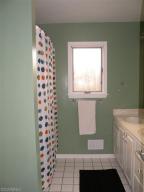 86 106th Ave, Plainwell, MI 49080 photo 6