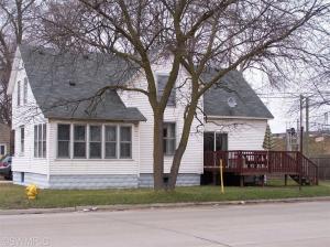 300 Maple St, Spring Lake, MI 49456 photo 4
