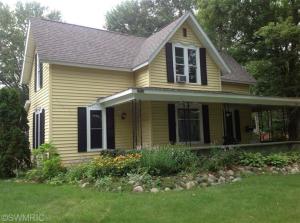 706 S Main St, Plainwell, MI 49080 photo 1