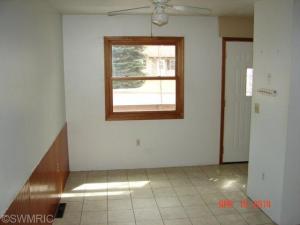 159 Smith St, Coldwater, MI 49036 photo 6