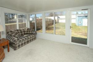 731 Thomas St, Plainwell, MI 49080 photo 12