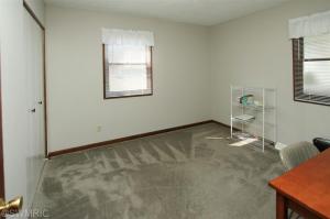 731 Thomas St, Plainwell, MI 49080 photo 6