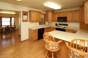 731 Thomas St, Plainwell, MI 49080 photo 19