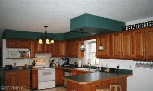 581 Schaeffer Dr, Coldwater, MI 49036 photo 6