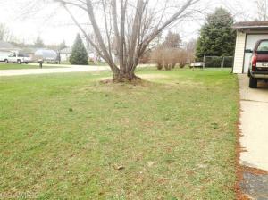 4064 Kay Dr, Dorr, MI 49323 photo 2