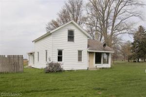 64478 Youngs Prairie Rd, Constantine, MI 49042 photo 2