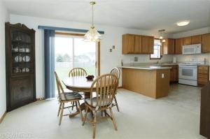 1029 Taylor, Plainwell, MI 49080 photo 5