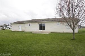 1029 Taylor, Plainwell, MI 49080 photo 17