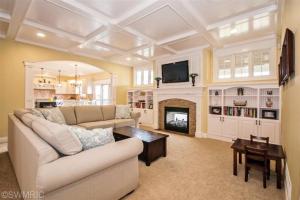 8530 Dunmore Ct SE, Ada, MI 49301 photo 6