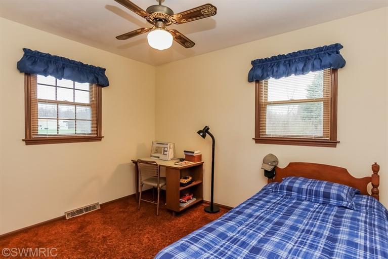 646 Spaulding Ave SE, Ada, MI 49301 photo 18
