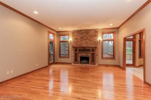 19110 Hoffmaster Dr, Spring Lake, MI 49456 photo 5